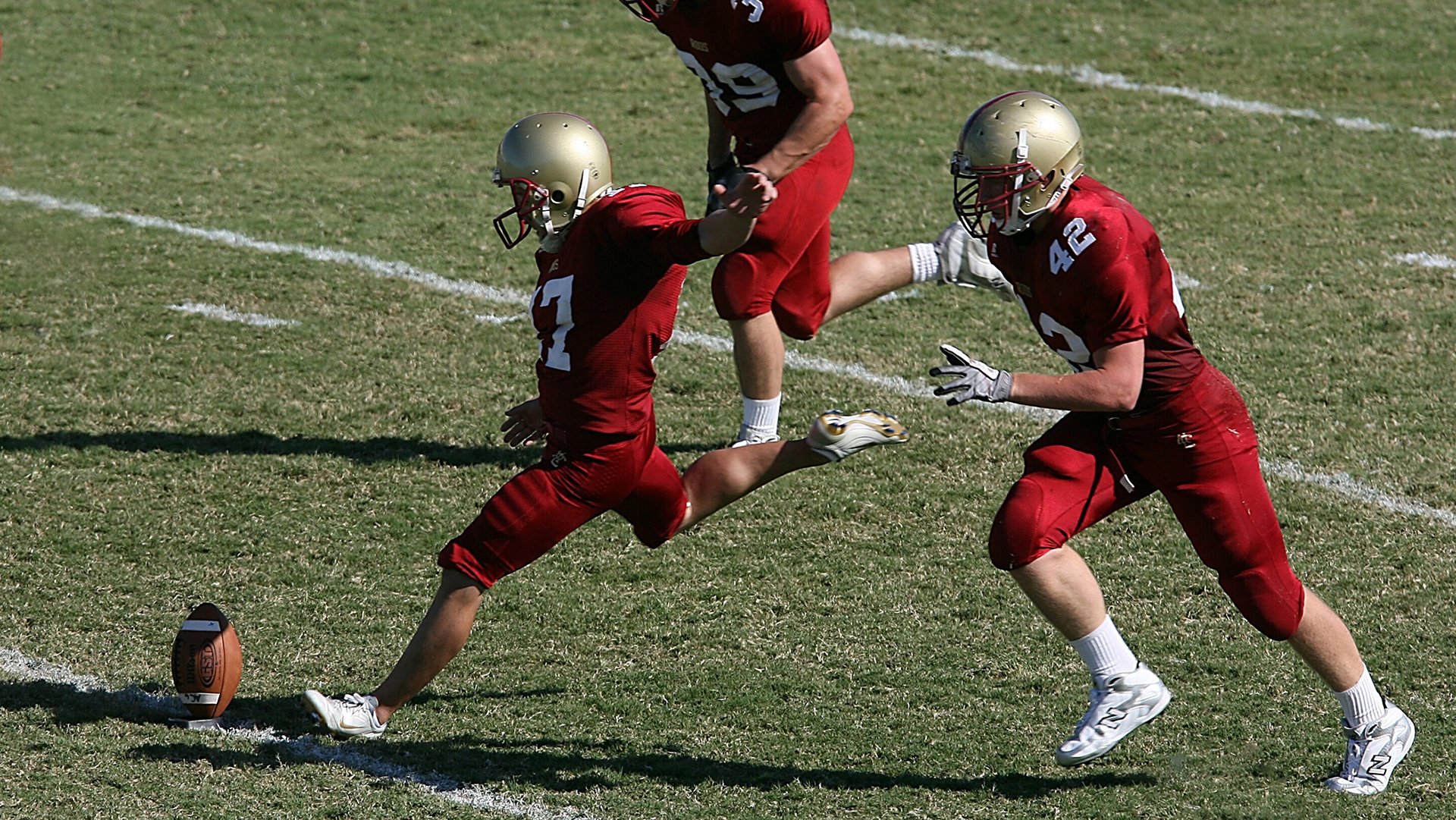 JIU YOU GAME-三年划频节奏图：中国逐年趋于“高频稳态”